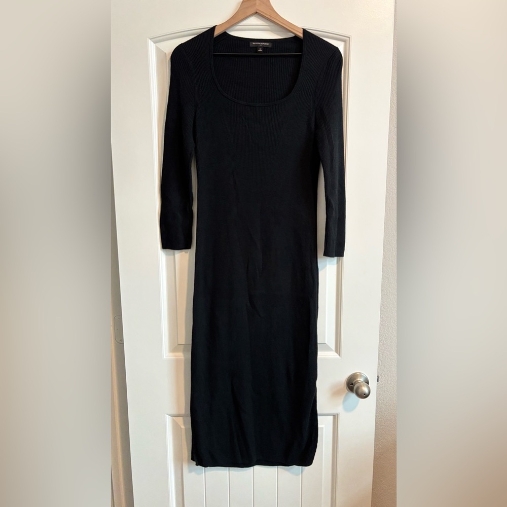 EUC Banana Republic Midi Ribbed Sweater Dress - Black - M